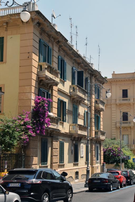 Salerno Prestige Apartment Exterior foto